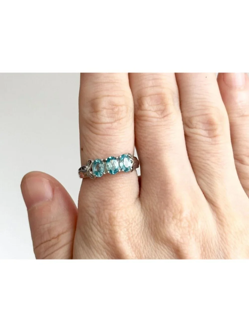 Aquamarine Oval Cut Row Set Triple Swirly Sterling Silver 925 Vintage Ring sz 8